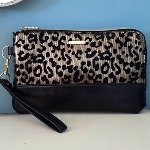 ^ Juicy Couture Gold Leopard Wristlet Mobile Power Bank